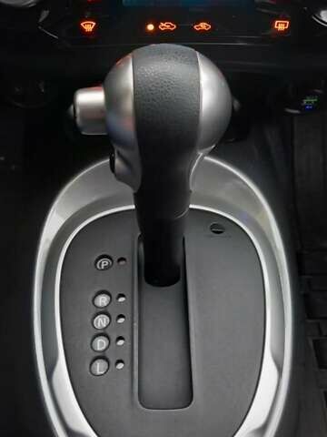 Червоний Ніссан Жук, об'ємом двигуна 1.6 л та пробігом 87 тис. км за 13499 $, фото 30 на Automoto.ua