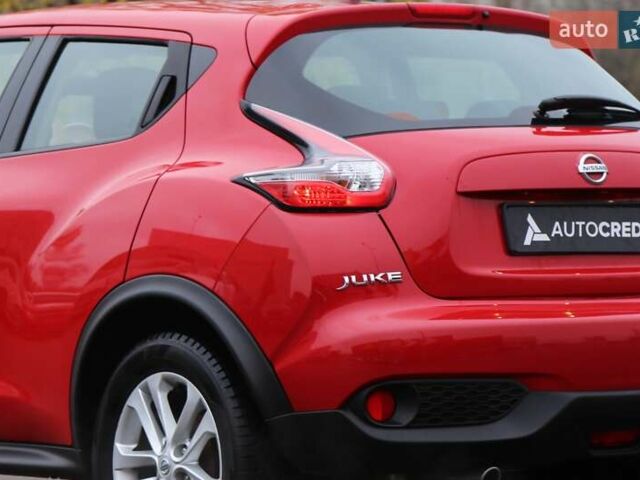 Красный Ниссан Жук, объемом двигателя 1.6 л и пробегом 42 тыс. км за 14900 $, фото 7 на Automoto.ua