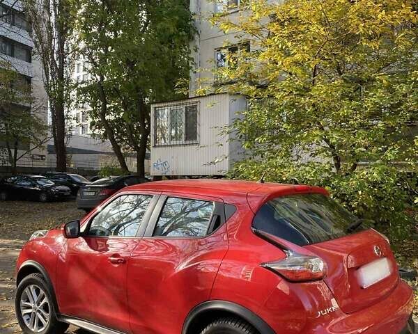 Красный Ниссан Жук, объемом двигателя 1.6 л и пробегом 42 тыс. км за 15000 $, фото 2 на Automoto.ua