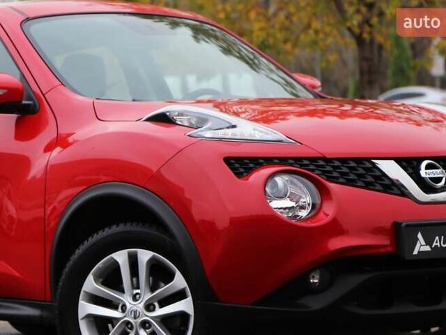 Красный Ниссан Жук, объемом двигателя 1.6 л и пробегом 42 тыс. км за 14900 $, фото 3 на Automoto.ua