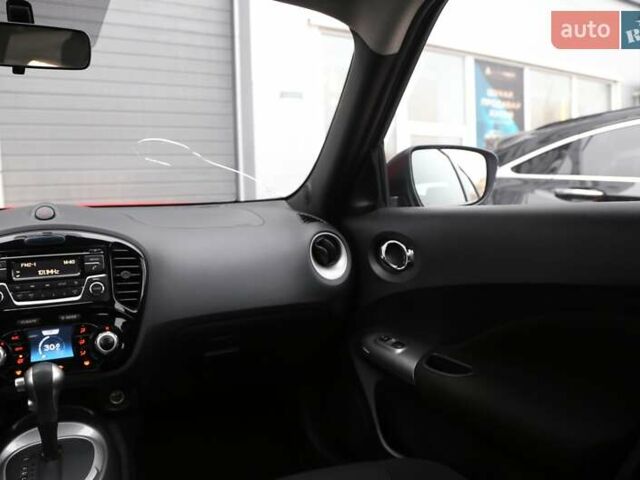 Красный Ниссан Жук, объемом двигателя 1.6 л и пробегом 42 тыс. км за 14900 $, фото 14 на Automoto.ua