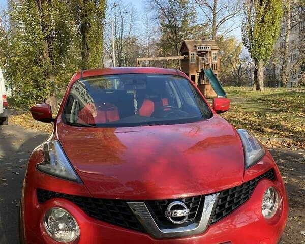 Красный Ниссан Жук, объемом двигателя 1.6 л и пробегом 42 тыс. км за 15000 $, фото 1 на Automoto.ua