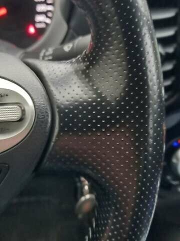 Червоний Ніссан Жук, об'ємом двигуна 1.6 л та пробігом 87 тис. км за 13499 $, фото 29 на Automoto.ua