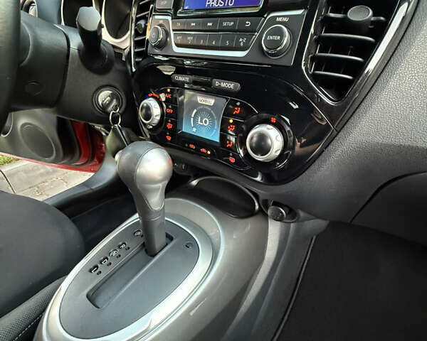 Красный Ниссан Жук, объемом двигателя 1.6 л и пробегом 48 тыс. км за 14900 $, фото 78 на Automoto.ua