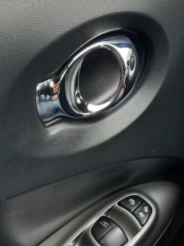 Червоний Ніссан Жук, об'ємом двигуна 1.6 л та пробігом 87 тис. км за 13499 $, фото 28 на Automoto.ua