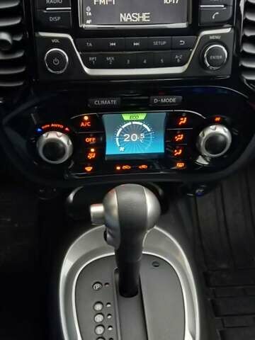 Красный Ниссан Жук, объемом двигателя 1.6 л и пробегом 87 тыс. км за 13850 $, фото 8 на Automoto.ua