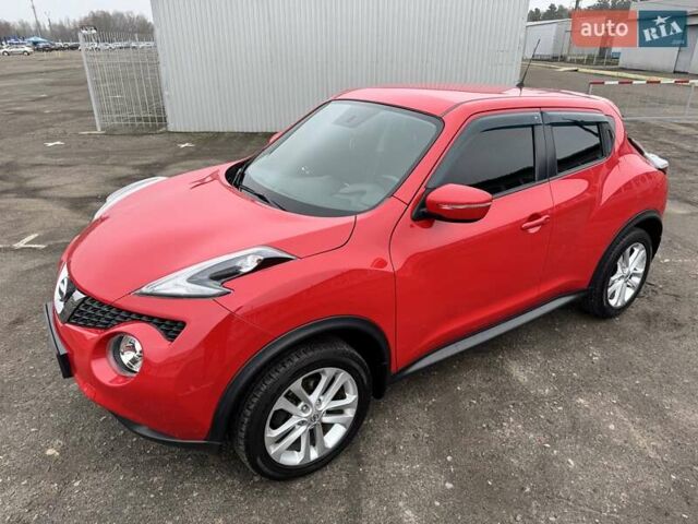 Красный Ниссан Жук, объемом двигателя 1.6 л и пробегом 72 тыс. км за 13999 $, фото 1 на Automoto.ua