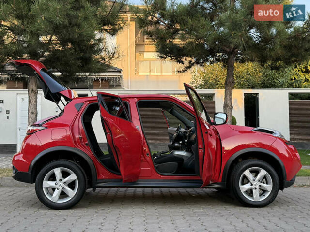 Красный Ниссан Жук, объемом двигателя 1.6 л и пробегом 48 тыс. км за 14900 $, фото 50 на Automoto.ua