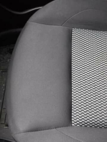 Красный Ниссан Жук, объемом двигателя 1.6 л и пробегом 87 тыс. км за 13850 $, фото 12 на Automoto.ua