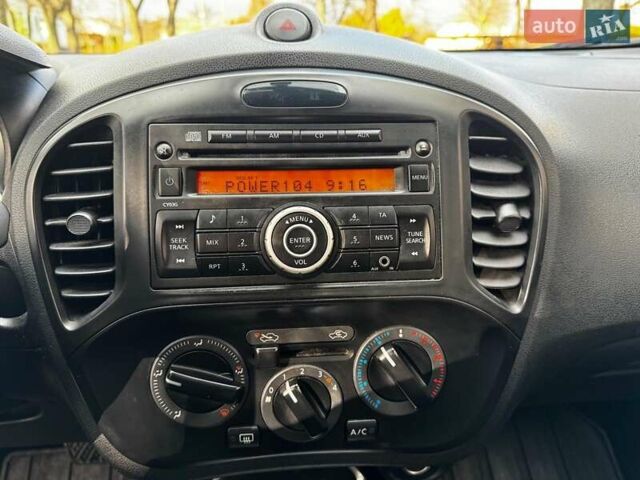 Червоний Ніссан Жук, об'ємом двигуна 1.6 л та пробігом 124 тис. км за 13490 $, фото 13 на Automoto.ua