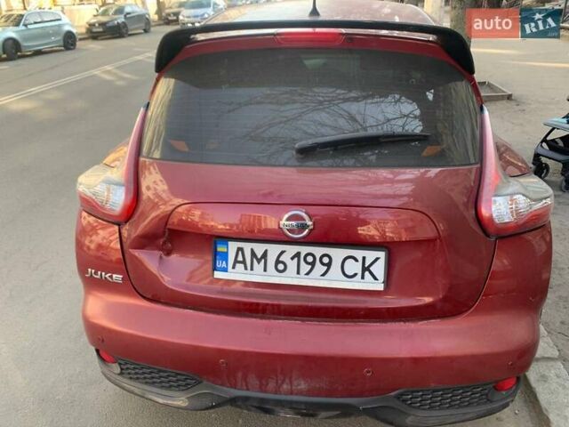 Красный Ниссан Жук, объемом двигателя 1.6 л и пробегом 163 тыс. км за 11999 $, фото 2 на Automoto.ua