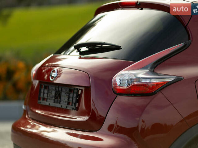 Червоний Ніссан Жук, об'ємом двигуна 1.6 л та пробігом 52 тис. км за 14400 $, фото 7 на Automoto.ua