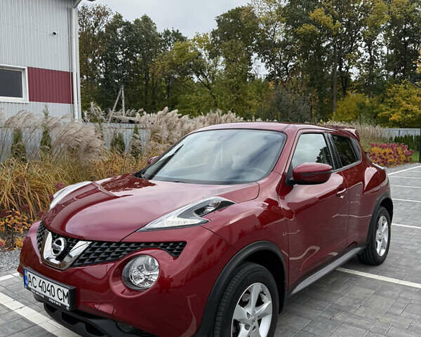 Червоний Ніссан Жук, об'ємом двигуна 1.6 л та пробігом 55 тис. км за 15000 $, фото 2 на Automoto.ua