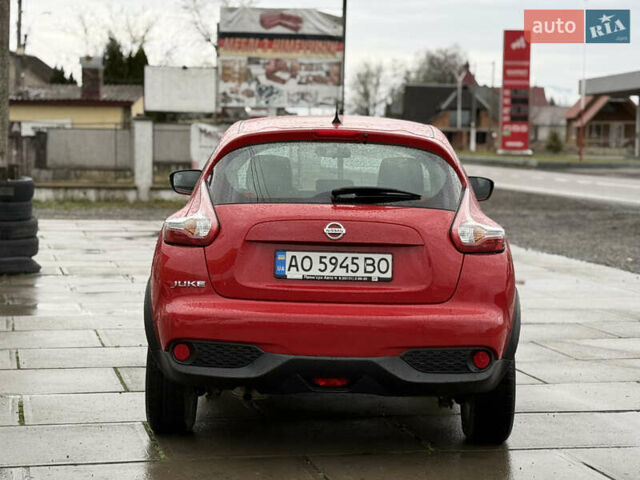 Красный Ниссан Жук, объемом двигателя 1.6 л и пробегом 74 тыс. км за 11800 $, фото 5 на Automoto.ua