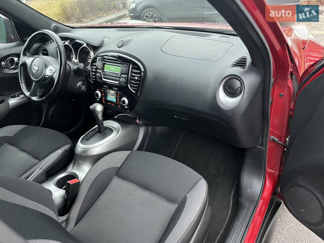 Красный Ниссан Жук, объемом двигателя 1.6 л и пробегом 76 тыс. км за 13399 $, фото 26 на Automoto.ua