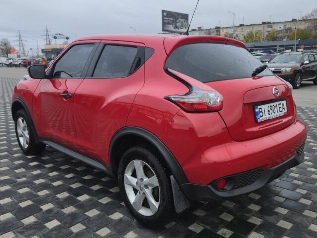 Красный Ниссан Жук, объемом двигателя 1.6 л и пробегом 46 тыс. км за 12500 $, фото 3 на Automoto.ua