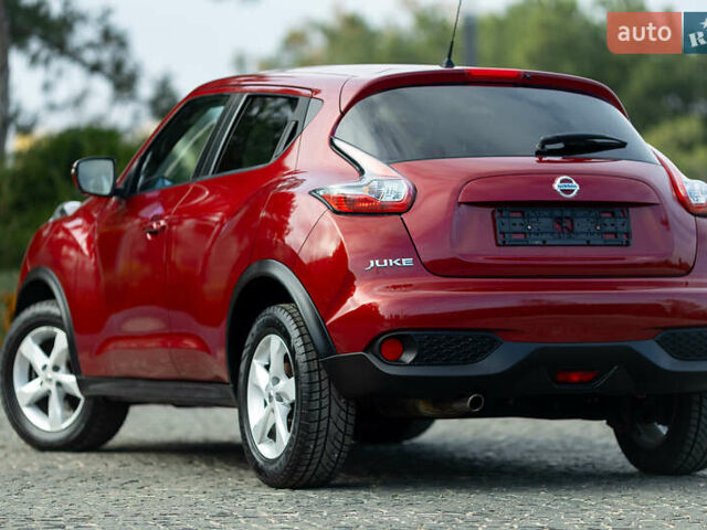 Червоний Ніссан Жук, об'ємом двигуна 1.6 л та пробігом 52 тис. км за 14400 $, фото 6 на Automoto.ua