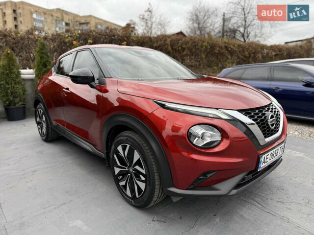 Красный Ниссан Жук, объемом двигателя 1 л и пробегом 15 тыс. км за 18699 $, фото 3 на Automoto.ua