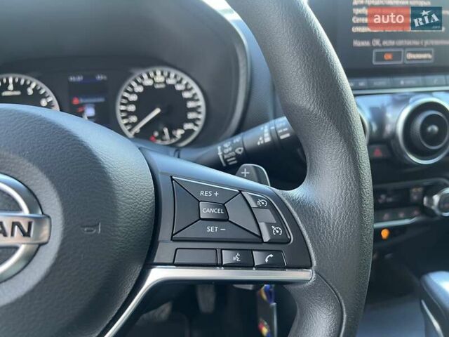 Красный Ниссан Жук, объемом двигателя 1 л и пробегом 44 тыс. км за 19500 $, фото 20 на Automoto.ua