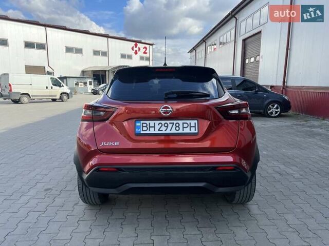 Красный Ниссан Жук, объемом двигателя 1 л и пробегом 44 тыс. км за 19500 $, фото 8 на Automoto.ua