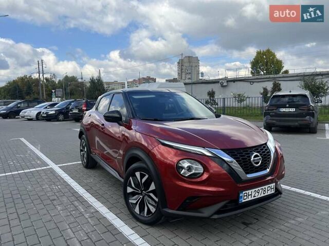 Красный Ниссан Жук, объемом двигателя 1 л и пробегом 44 тыс. км за 19500 $, фото 25 на Automoto.ua