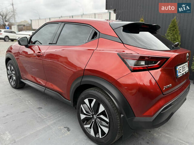 Красный Ниссан Жук, объемом двигателя 1 л и пробегом 15 тыс. км за 18699 $, фото 5 на Automoto.ua