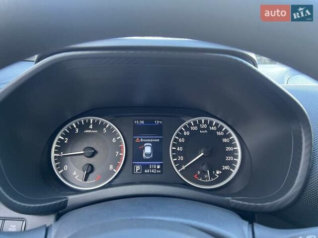 Красный Ниссан Жук, объемом двигателя 1 л и пробегом 44 тыс. км за 19500 $, фото 22 на Automoto.ua