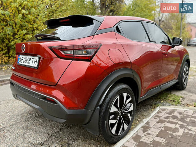 Красный Ниссан Жук, объемом двигателя 1 л и пробегом 15 тыс. км за 19499 $, фото 5 на Automoto.ua