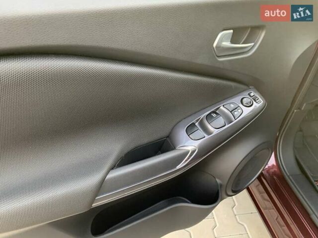 Ниссан Жук 2022 в Днепре (Днепропетровске) на Automoto.ua Красный Ниссан Жук, объемом двигателя 1 л и пробегом 22 тыс. км за 20500 $, фото 9 на Automoto.ua