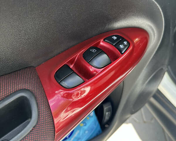 Ниссан Жук, объемом двигателя 1.6 л и пробегом 150 тыс. км за 8600 $, фото 17 на Automoto.ua