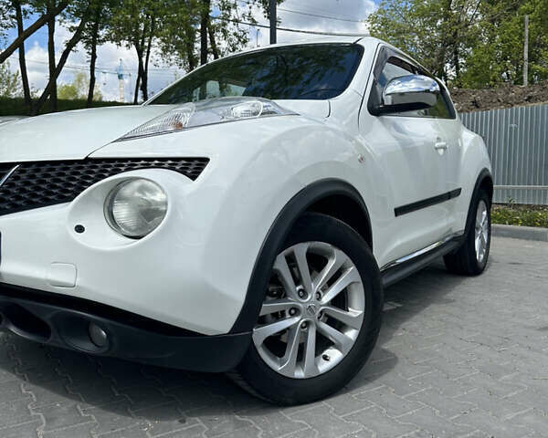 Ниссан Жук, объемом двигателя 1.6 л и пробегом 150 тыс. км за 8600 $, фото 2 на Automoto.ua