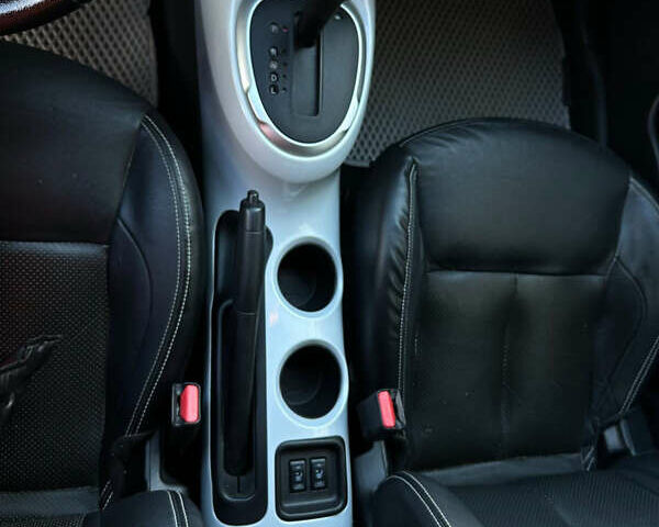 Ниссан Жук, объемом двигателя 1.6 л и пробегом 115 тыс. км за 12000 $, фото 19 на Automoto.ua