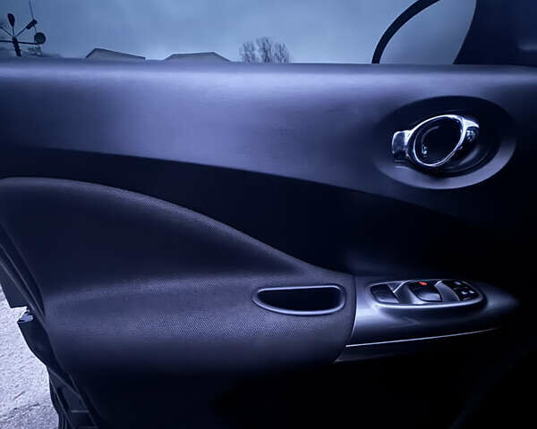 Ниссан Жук, объемом двигателя 1.6 л и пробегом 176 тыс. км за 10500 $, фото 14 на Automoto.ua