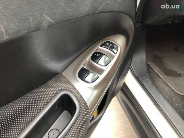 Ніссан Жук, об'ємом двигуна 1.6 л та пробігом 336 тис. км за 8990 $, фото 16 на Automoto.ua