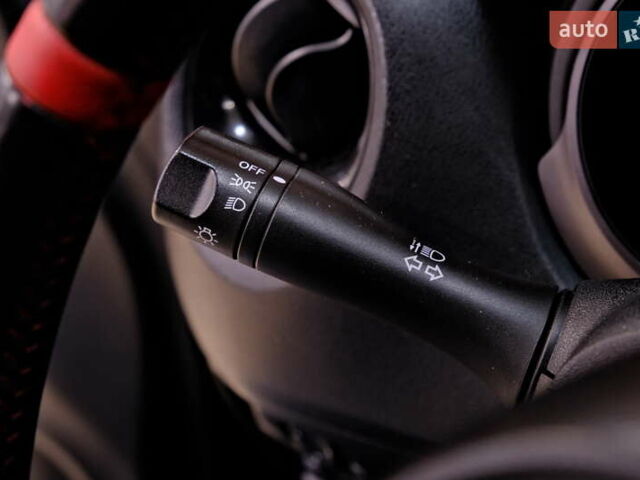 Ниссан Жук, объемом двигателя 1.6 л и пробегом 149 тыс. км за 9900 $, фото 24 на Automoto.ua