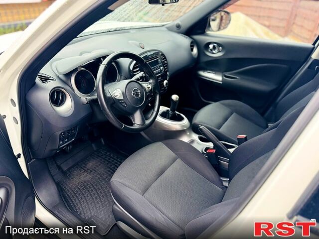 Ниссан Жук, объемом двигателя 1.6 л и пробегом 49 тыс. км за 10700 $, фото 7 на Automoto.ua