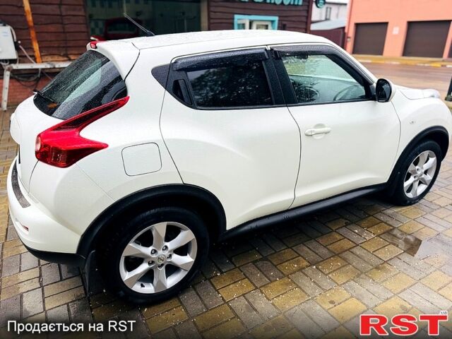 Ниссан Жук, объемом двигателя 1.6 л и пробегом 49 тыс. км за 10700 $, фото 4 на Automoto.ua