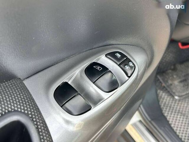 Ниссан Жук, объемом двигателя 1.6 л и пробегом 152 тыс. км за 10200 $, фото 11 на Automoto.ua