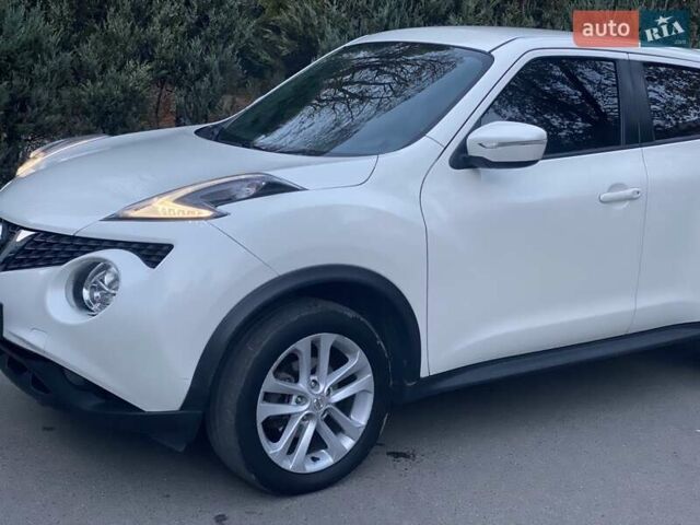 Ниссан Жук, объемом двигателя 1.62 л и пробегом 146 тыс. км за 12500 $, фото 3 на Automoto.ua