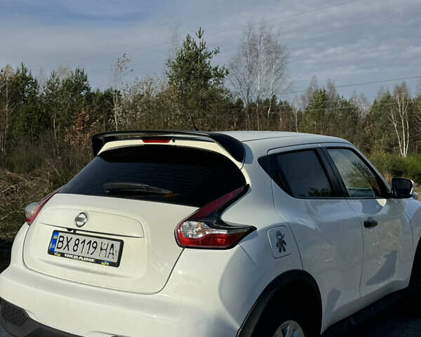 Ниссан Жук, объемом двигателя 1.6 л и пробегом 120 тыс. км за 11000 $, фото 1 на Automoto.ua