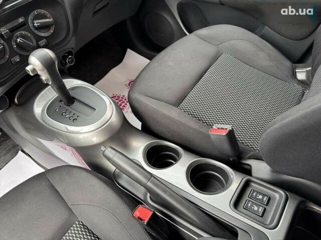 Ниссан Жук, объемом двигателя 1.6 л и пробегом 73 тыс. км за 12200 $, фото 13 на Automoto.ua