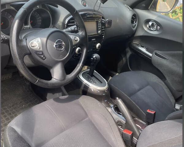 Ниссан Жук, объемом двигателя 1.6 л и пробегом 105 тыс. км за 15000 $, фото 3 на Automoto.ua