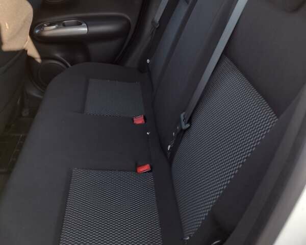 Ниссан Жук, объемом двигателя 1.6 л и пробегом 6 тыс. км за 13000 $, фото 6 на Automoto.ua