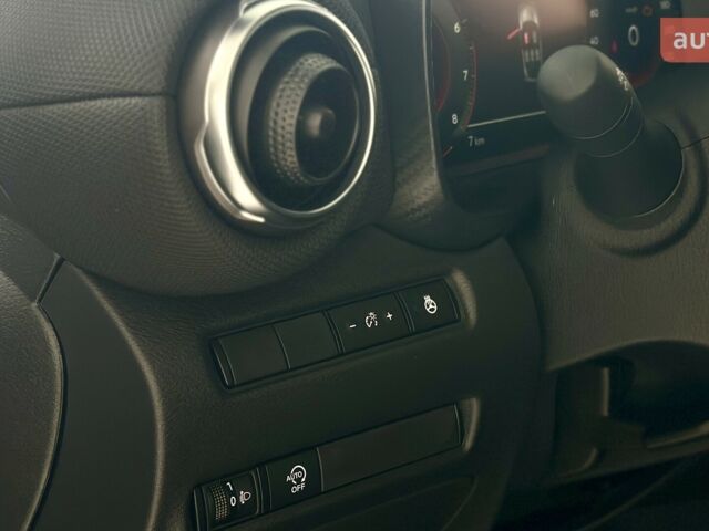 Ниссан Жук, объемом двигателя 1 л и пробегом 0 тыс. км за 24995 $, фото 12 на Automoto.ua