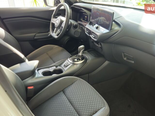 Ніссан Жук, об'ємом двигуна 1 л та пробігом 0 тис. км за 25375 $, фото 23 на Automoto.ua