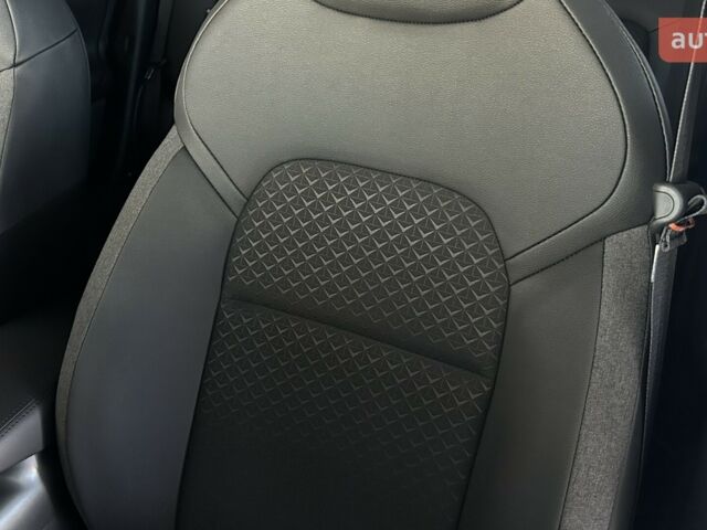 Ніссан Жук, об'ємом двигуна 1 л та пробігом 0 тис. км за 26167 $, фото 17 на Automoto.ua