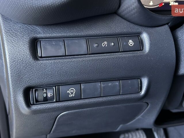 Ніссан Жук, об'ємом двигуна 1 л та пробігом 0 тис. км за 28652 $, фото 15 на Automoto.ua