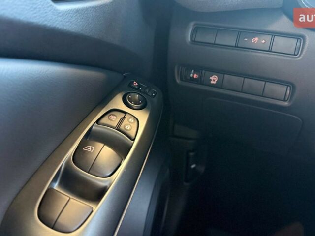 Ніссан Жук, об'ємом двигуна 1 л та пробігом 0 тис. км за 22691 $, фото 18 на Automoto.ua