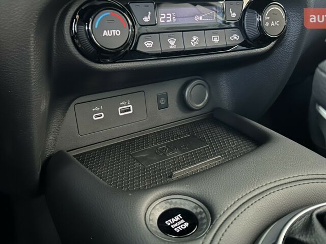 Ніссан Жук, об'ємом двигуна 1 л та пробігом 0 тис. км за 26167 $, фото 11 на Automoto.ua