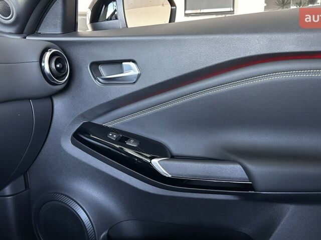 Ніссан Жук, об'ємом двигуна 1 л та пробігом 0 тис. км за 28652 $, фото 26 на Automoto.ua